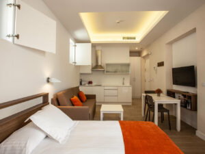 Studio – Two single bed