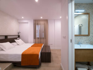 Standard – Two single beds