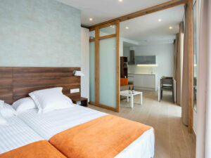 Superior Double Bed Room Maier Apartments
